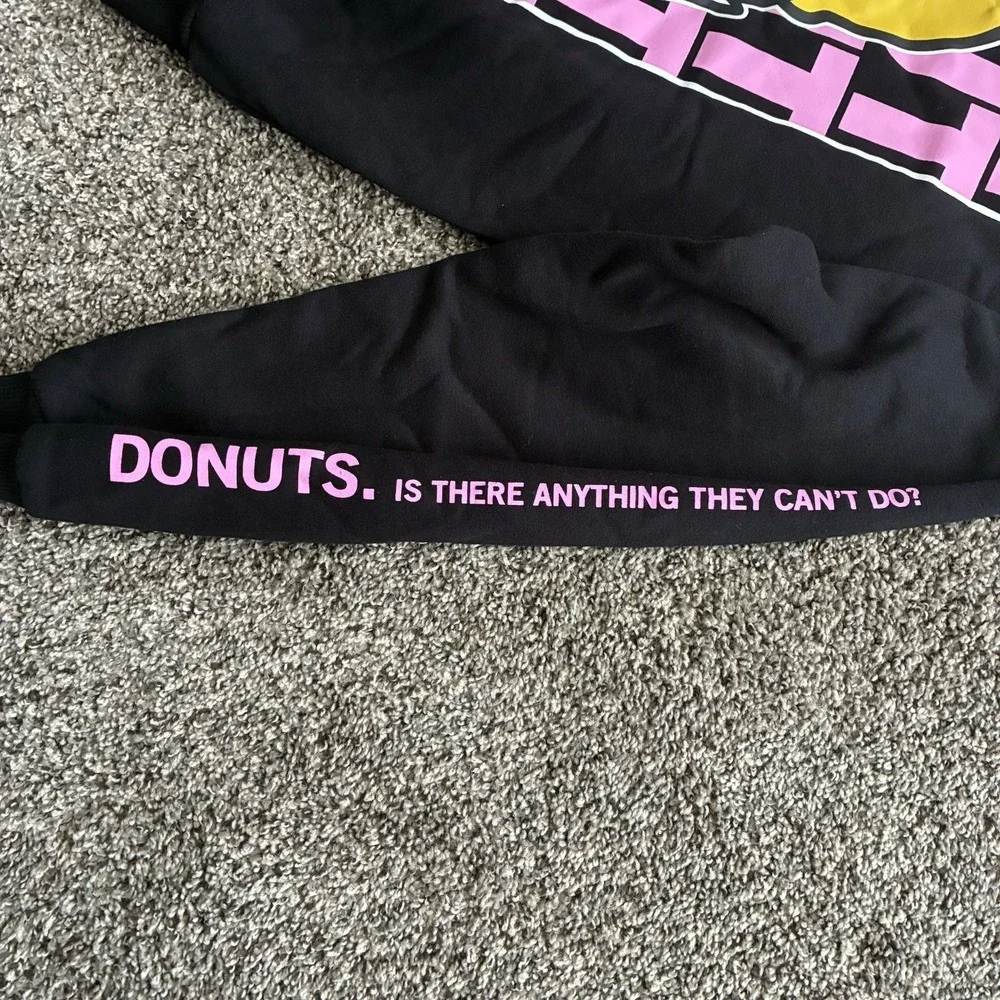 MAD ENGINE The Simpsons Large Homer Donuts Black Crewneck Sweatshirt